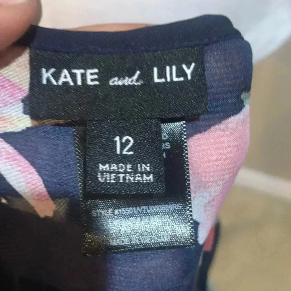 Kate and Lily Long Sleeve Blue and Pink Floral Midi A-Line Dress-Size 12 - Picture 9 of 12